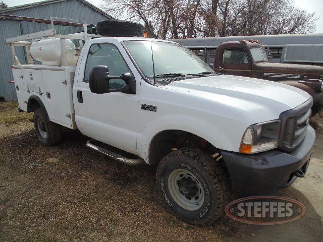 2003 Ford F250_1.jpg